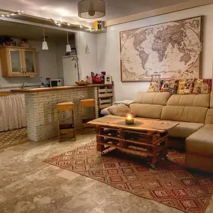 https://la-casa-de-ale-con-parking-gratuito.es-andalucia.com