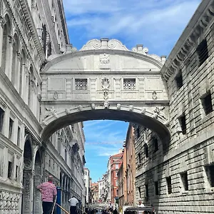  Apartment Ca' Ai Sospiri