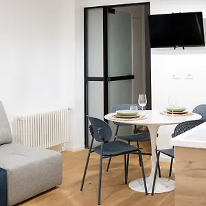 Residenza Lungotevere Dei Mellini , Rome Italy