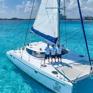 https://deluxe-7-con-2-camas.quintano-roohotels.com