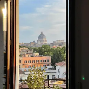 https://st-peters-rooms-suite.it-romehotels.com